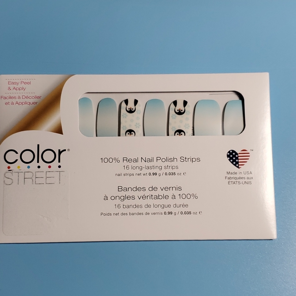 COLOR STREET NAIL POLISH "Penguin Party" Winter
